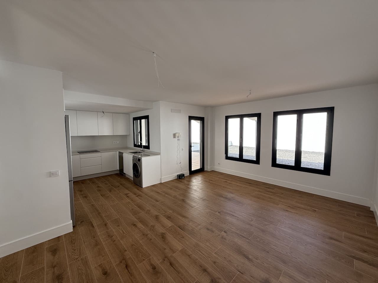 3 slaapkamer Appartement te koop in Corralejo met garage - € 345.000 (Ref: 9340538)