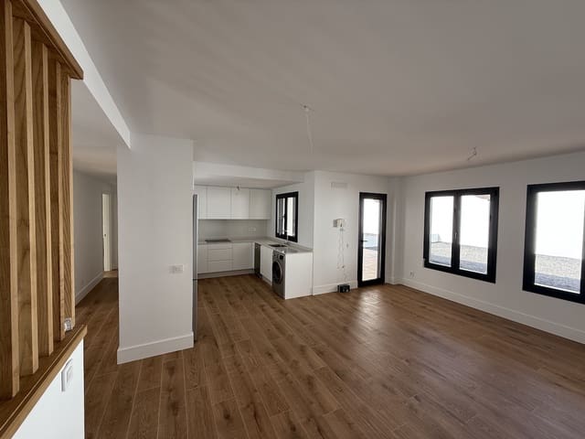 3 Zimmer Apartment zu verkaufen in Corralejo, La Oliva mit Garage - 345.000 € (Ref: 9340538)