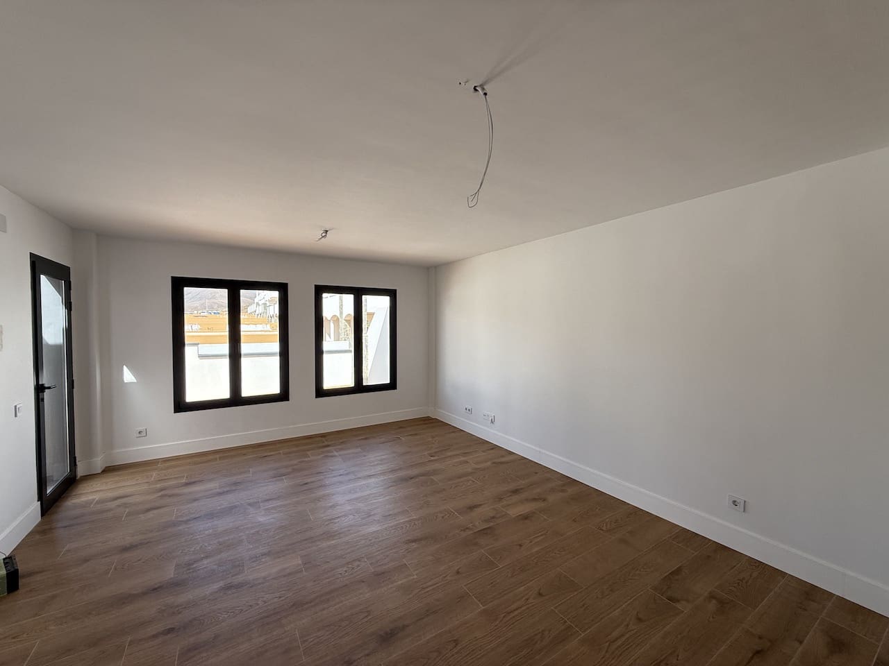 3 slaapkamer Appartement te koop in Corralejo met garage - € 360.000 (Ref: 9340539)