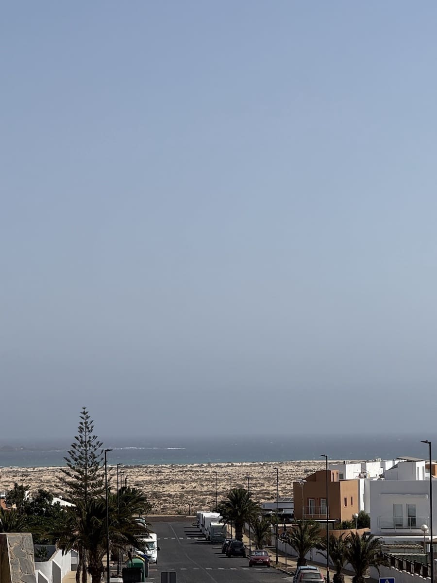 3 slaapkamer Appartement te koop in Corralejo met garage - € 360.000 (Ref: 9340539)