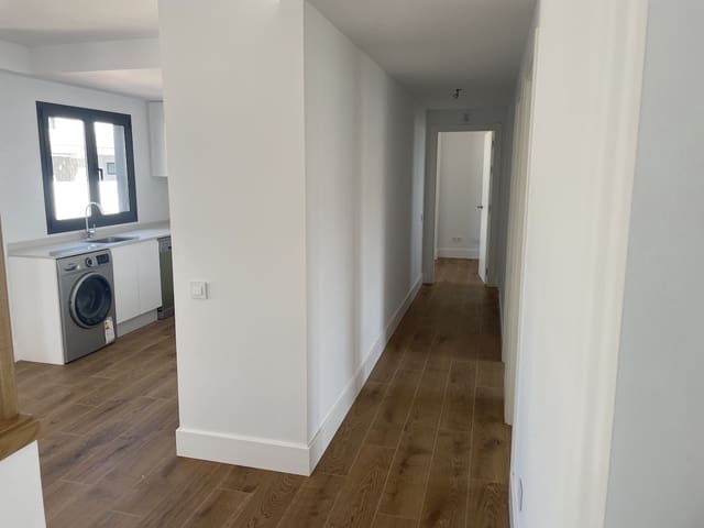 2 chambre Appartement à vendre à Corralejo, La Oliva avec piscine garage - 245 000 € (Ref: 9348080)