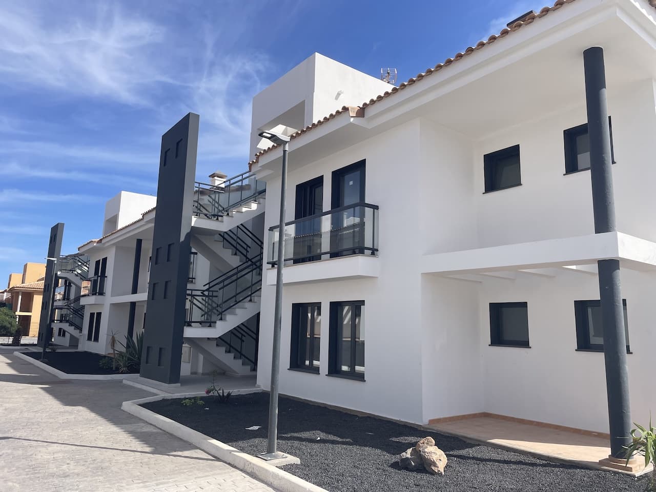 2 chambre Appartement à vendre à Corralejo avec piscine garage - 245 000 € (Ref: 9348080)