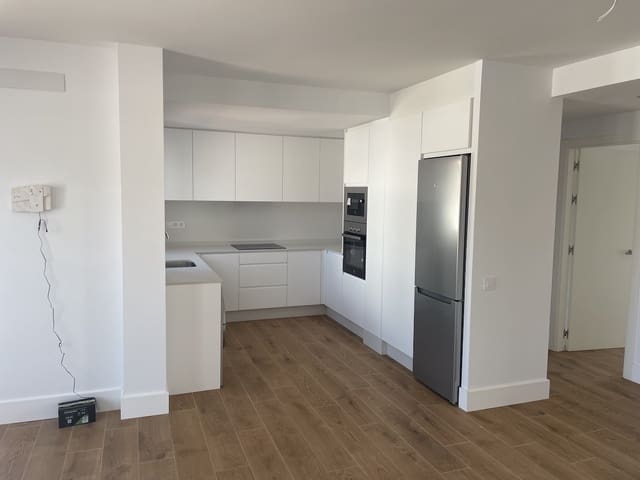 2 chambre Appartement à vendre à Corralejo, La Oliva avec piscine garage - 245 000 € (Ref: 9348080)