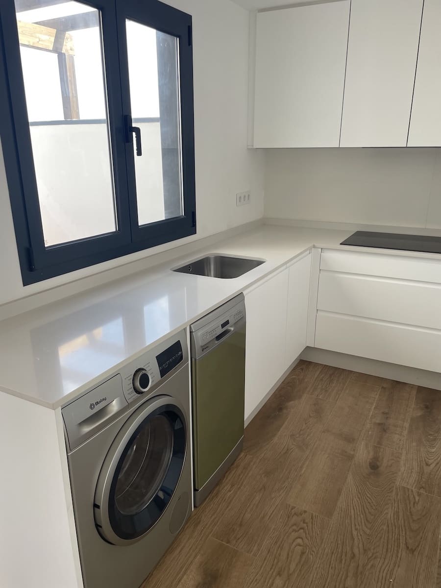 2 chambre Appartement à vendre à Corralejo avec piscine garage - 245 000 € (Ref: 9348080)