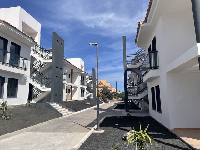 2 chambre Appartement à vendre à Corralejo, La Oliva avec piscine garage - 245 000 € (Ref: 9348080)