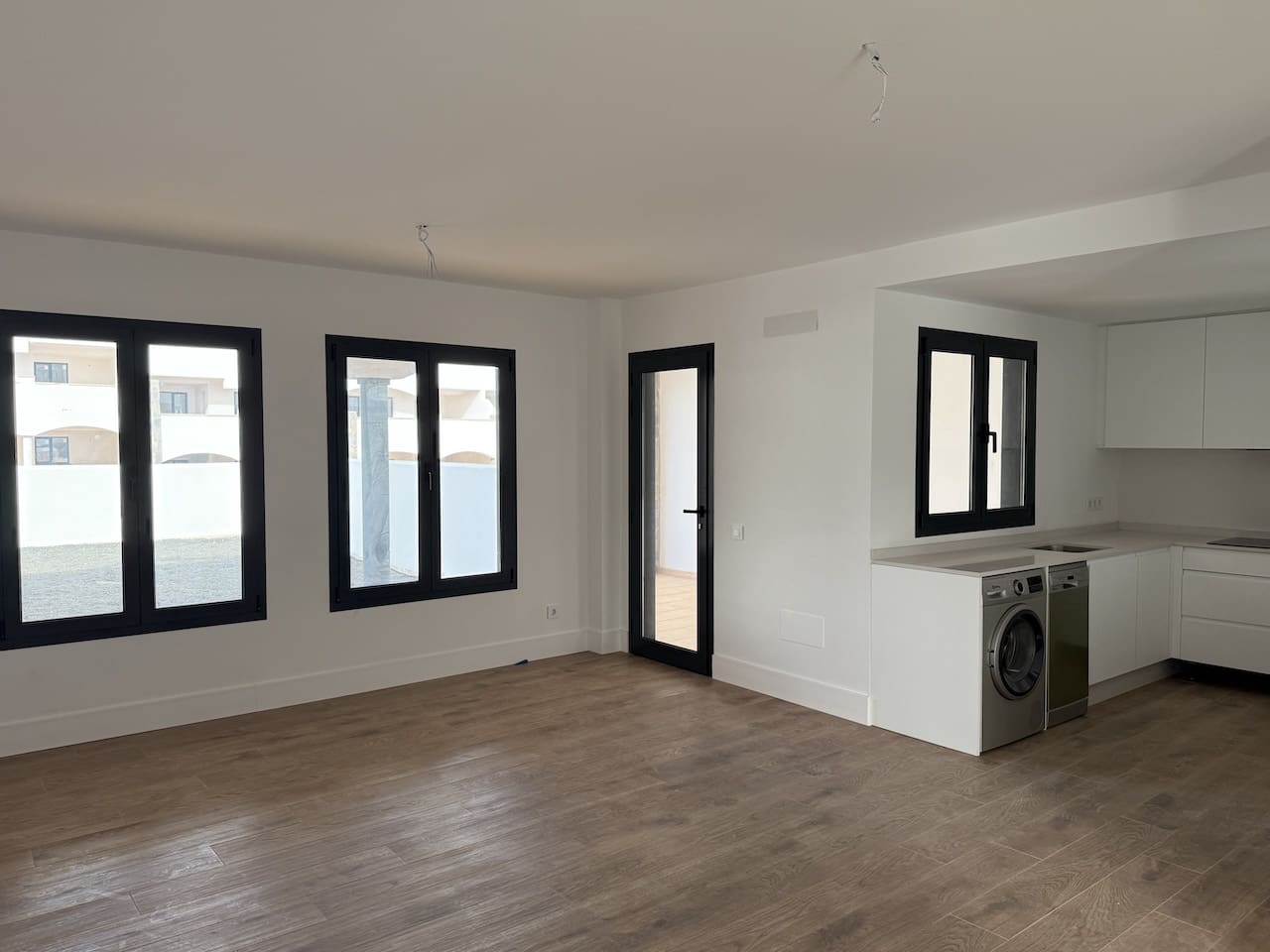 2 sovrum Lägenhet till salu i Corralejo med pool garage - 249 000 € (Ref: 9348775)