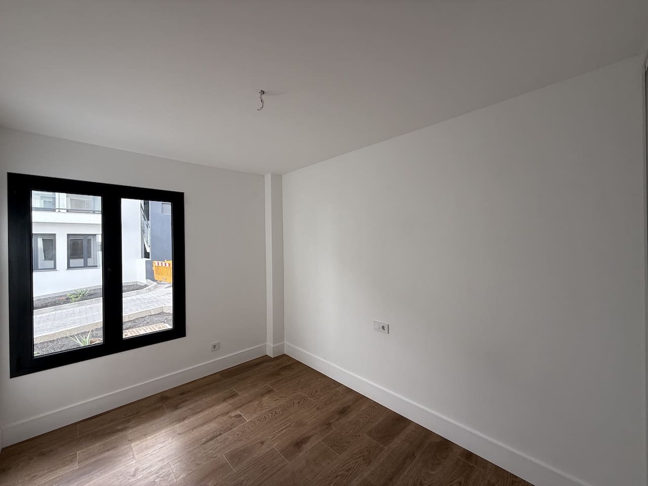 2 sovrum Lägenhet till salu i Corralejo med pool garage - 249 000 € (Ref: 9348775)