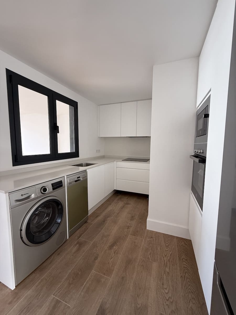 2 sovrum Lägenhet till salu i Corralejo med pool garage - 249 000 € (Ref: 9348775)