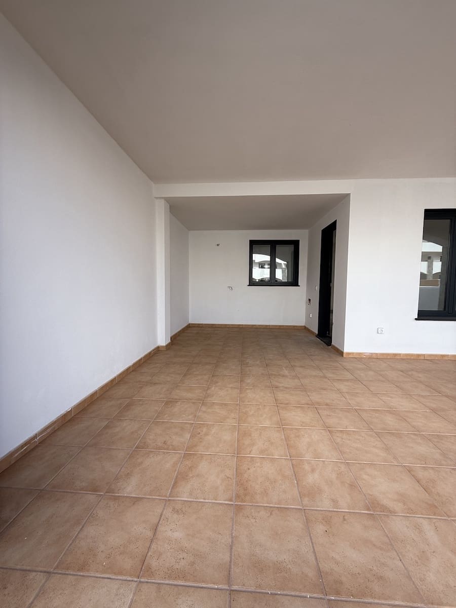 2 sovrum Lägenhet till salu i Corralejo med pool garage - 249 000 € (Ref: 9348775)