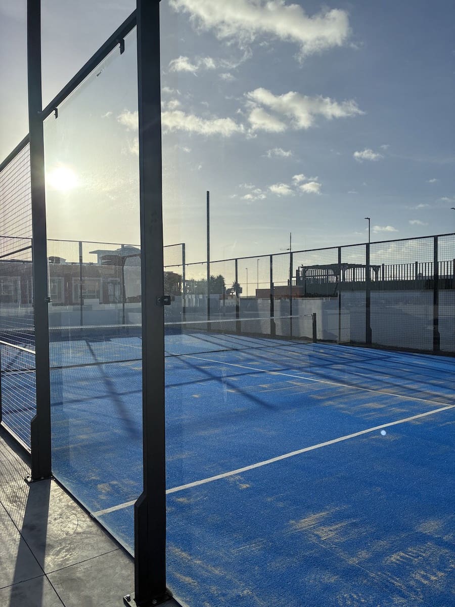 2 bedroom Apartment for sale in Corralejo with pool garage - € 269,000 (Ref: 9348775)