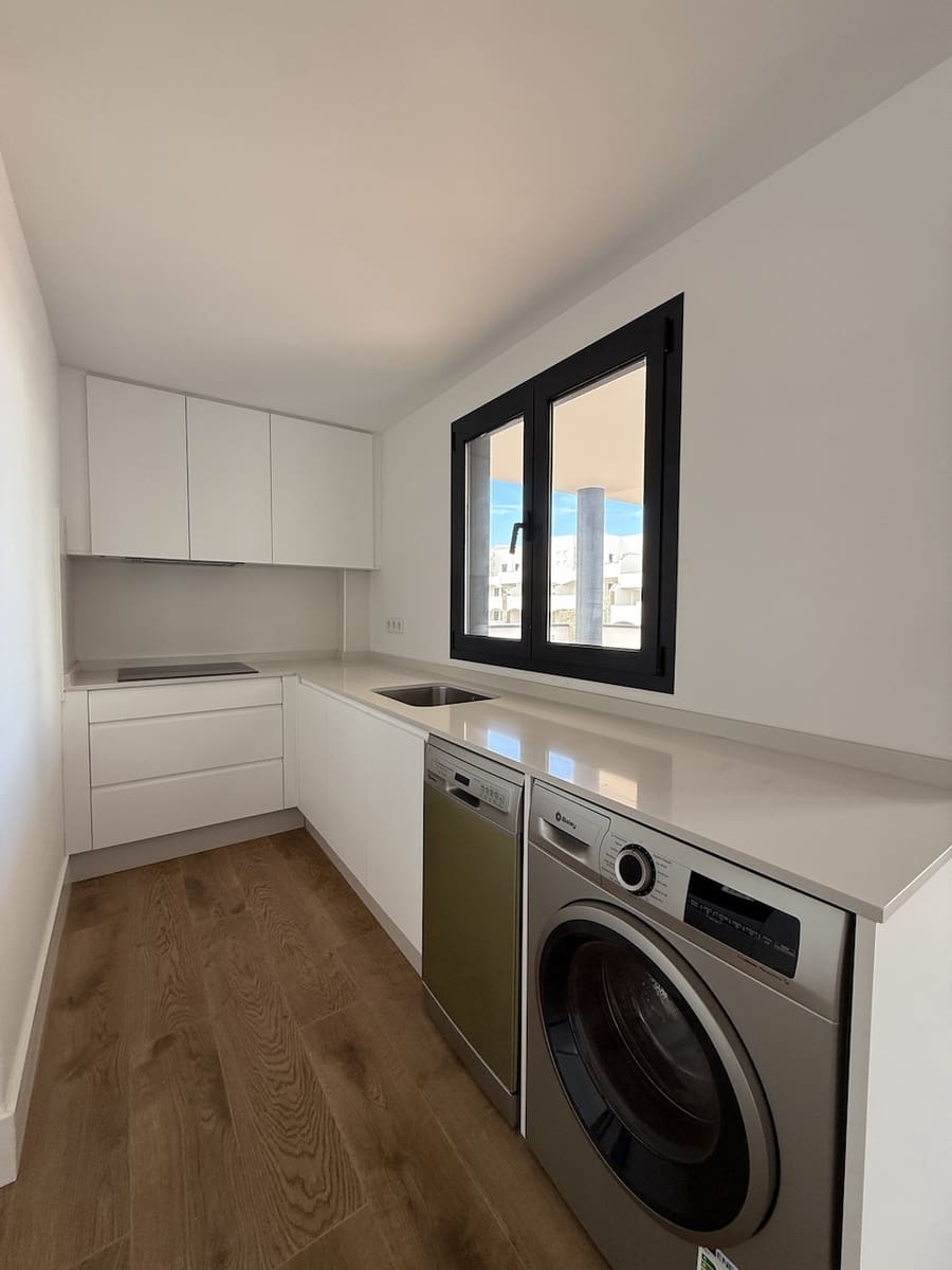 2 sovrum Lägenhet till salu i Corralejo med pool garage - 255 000 € (Ref: 9348776)