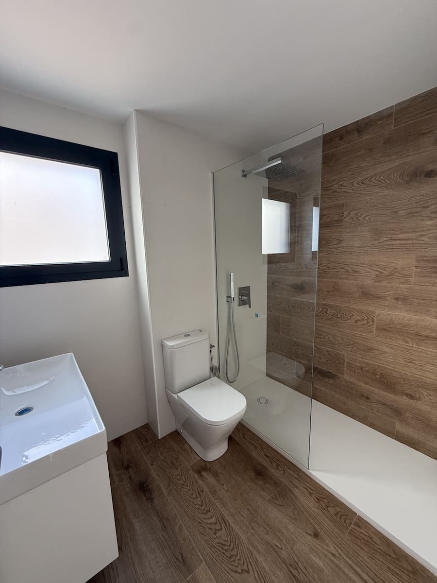 2 sovrum Lägenhet till salu i Corralejo med pool garage - 255 000 € (Ref: 9348776)