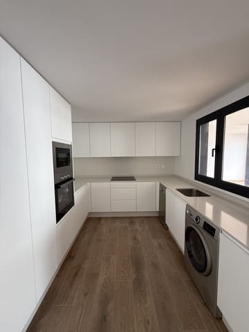 3 slaapkamer Appartement te koop in Corralejo, La Oliva met zwembad garage - € 335.000 (Ref: 9348777)