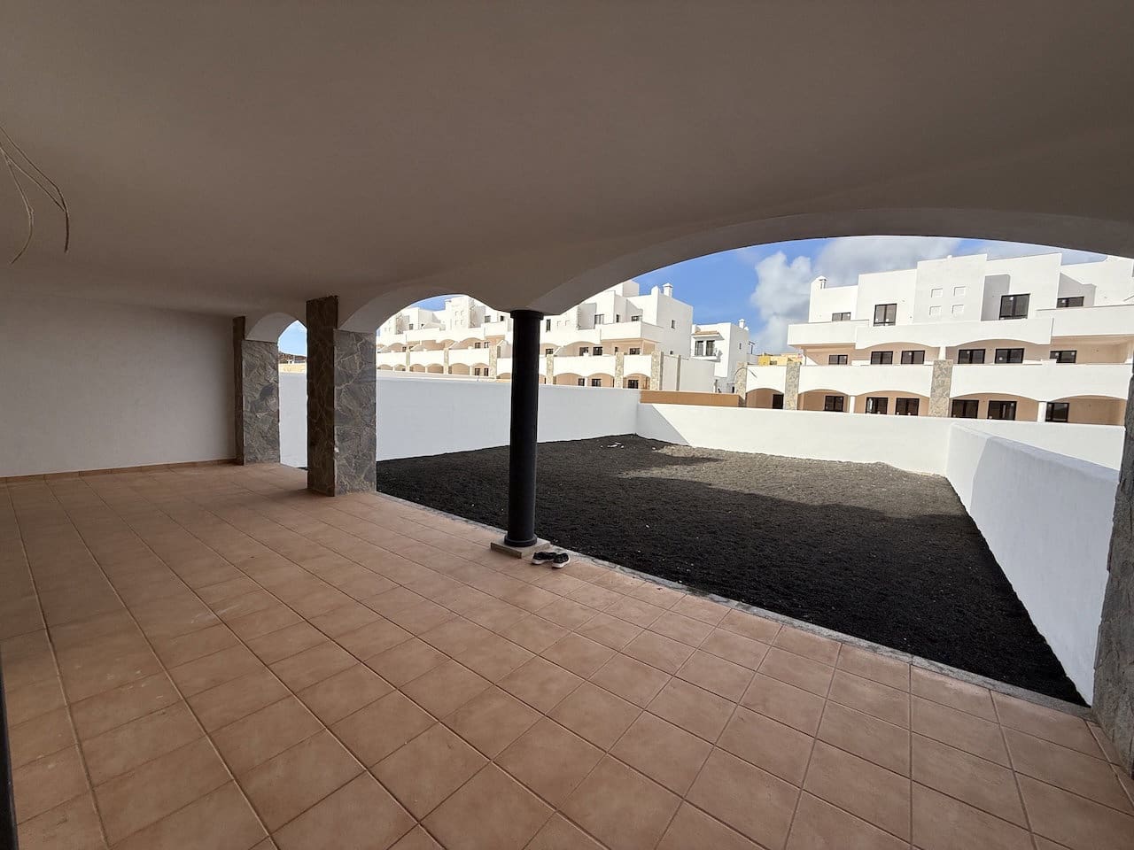 3 bedroom Apartment for sale in Corralejo with pool garage - € 335,000 (Ref: 9348777)
