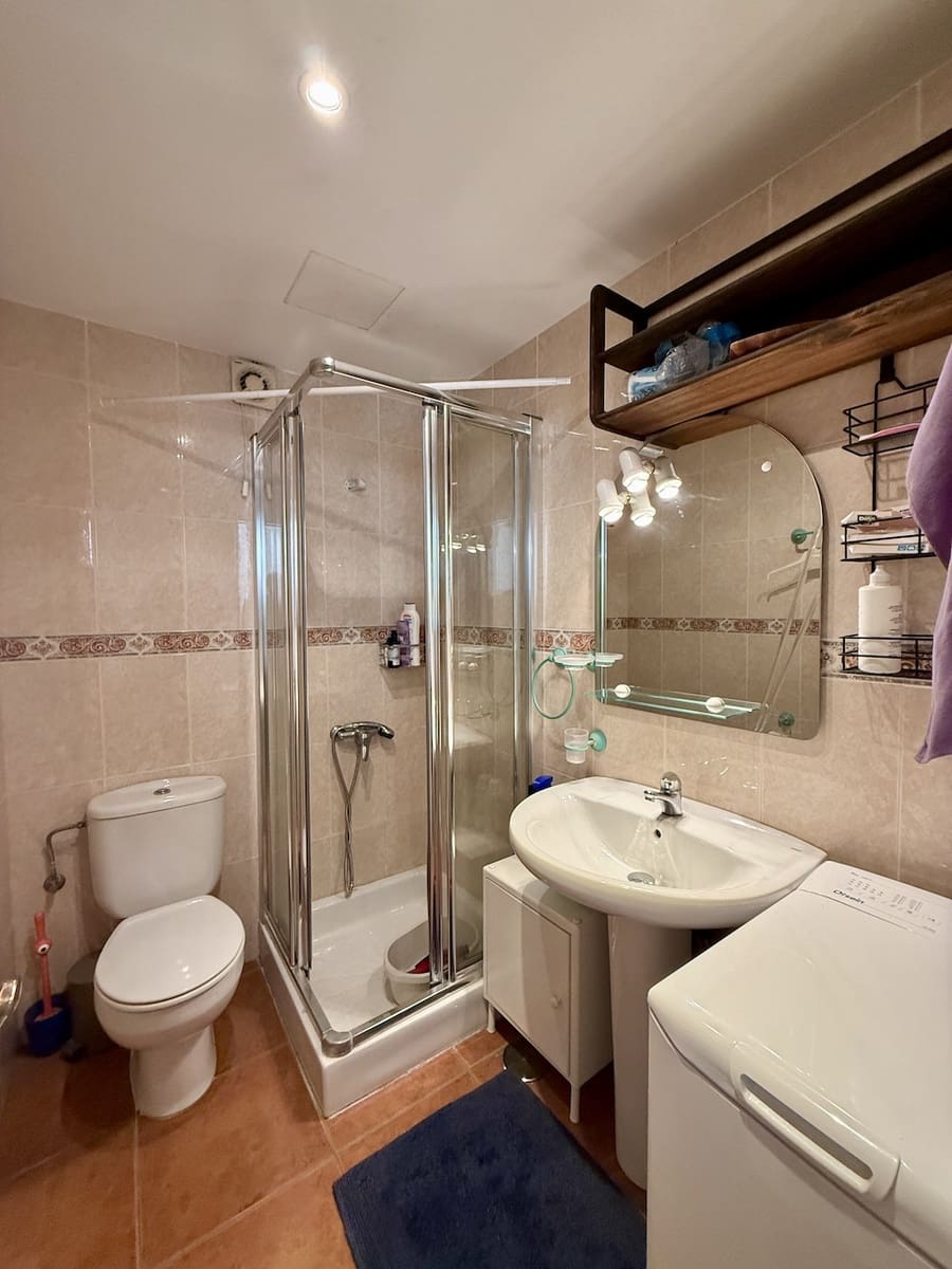 2 sovrum Lägenhet till salu i Corralejo - 320 000 € (Ref: 9360992)