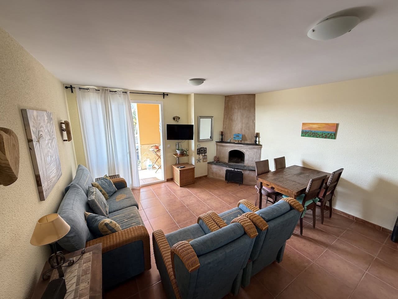 2 bedroom Apartment for sale in Corralejo with garage - € 320,000 (Ref: 9360992)