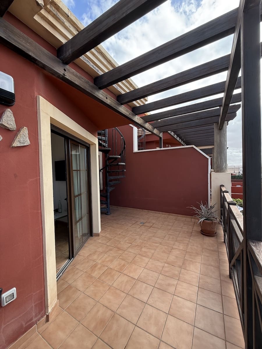 2 Zimmer Apartment zu verkaufen in El Cotillo mit Garage - 320.000 € (Ref: 9444645)