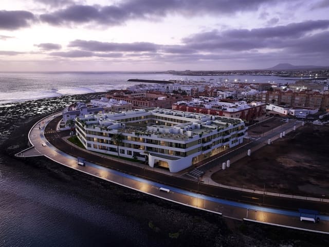2 soveværelse Lejlighed til salg i Corralejo, La Oliva med swimmingpool garage - € 276.000 (Ref: 9444951)
