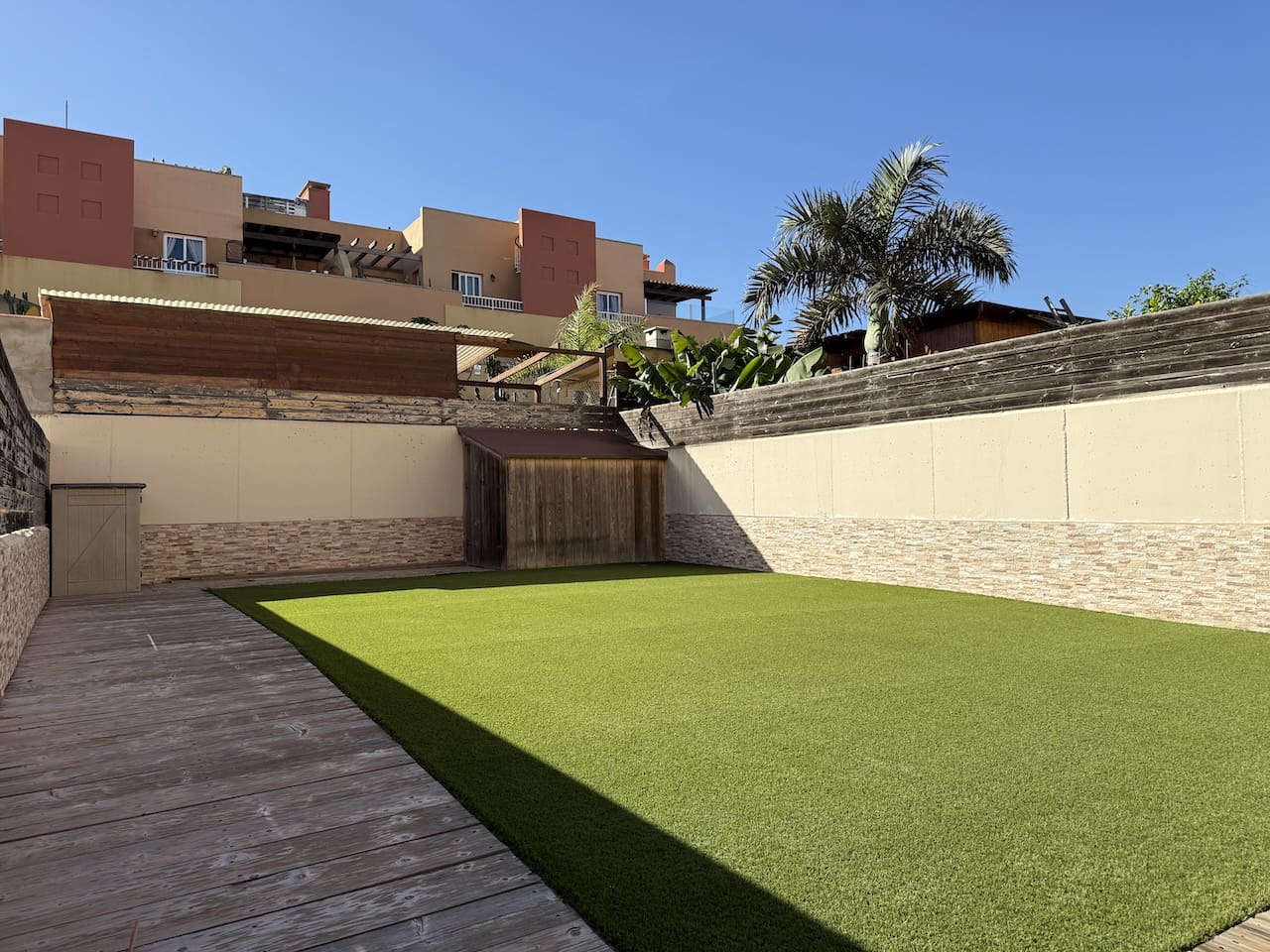 1 bedroom Apartment for sale in Corralejo with pool garage - € 285,000 (Ref: 9487923)