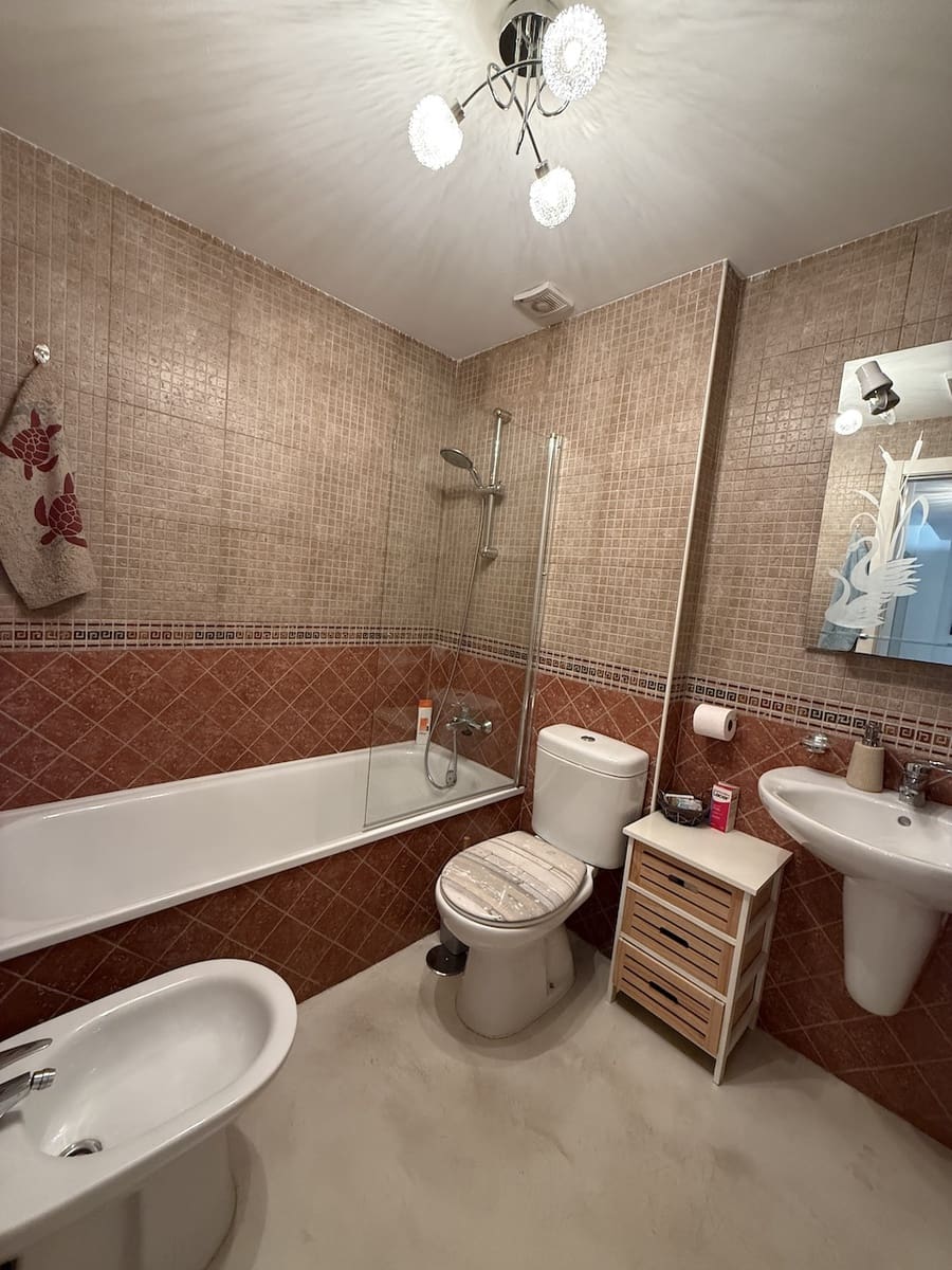 1 bedroom Apartment for sale in Corralejo with pool garage - € 285,000 (Ref: 9487923)