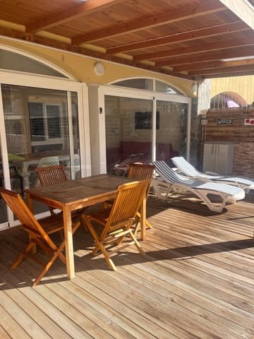 2 slaapkamer Appartement te koop in Corralejo, La Oliva met zwembad garage - € 285.000 (Ref: 9487923)