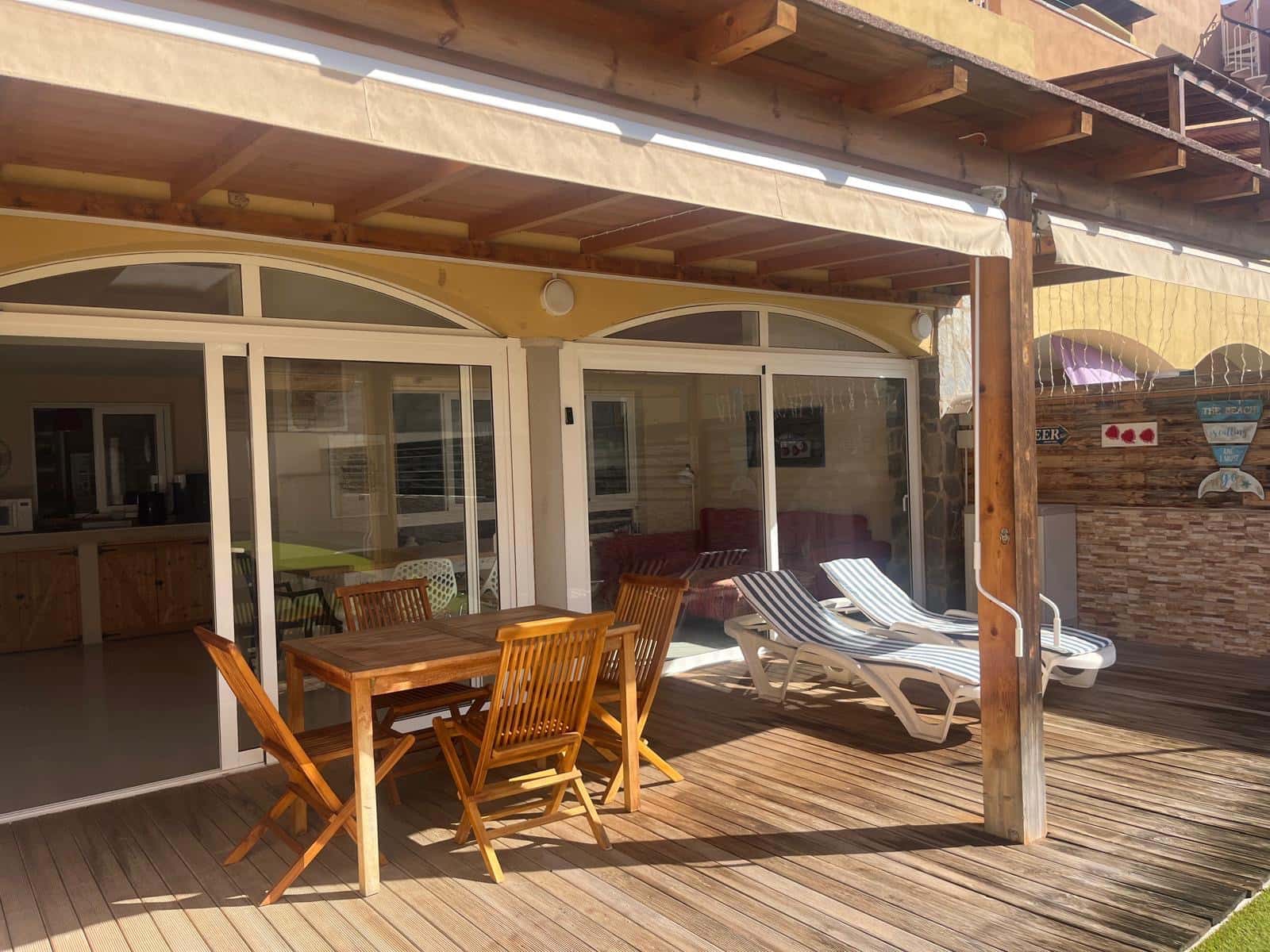 2 slaapkamer Appartement te koop in Corralejo met zwembad garage - € 285.000 (Ref: 9487923)