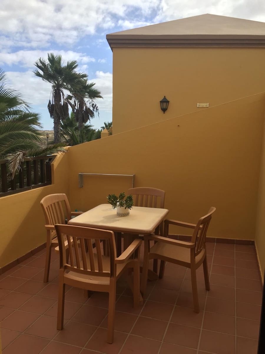 1 bedroom Apartment for sale in Corralejo with pool - € 210,000 (Ref: 9487924)