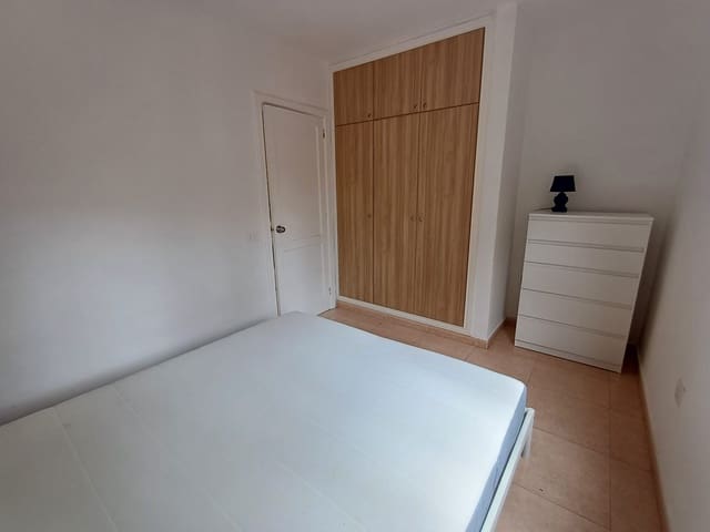 2 sovrum Lägenhet till salu i Corralejo, La Oliva med pool garage - 205 000 € (Ref: 9500273)