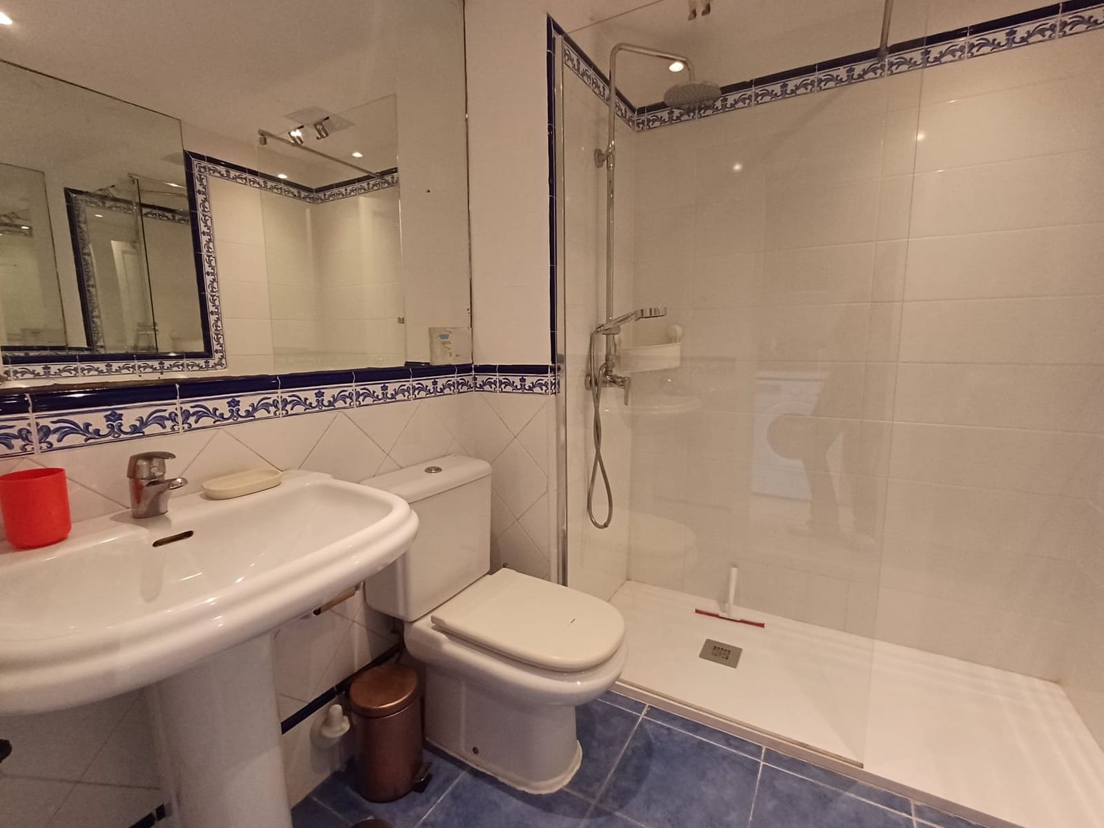 2 bedroom Apartment for sale in Corralejo with pool garage - € 205,000 (Ref: 9500273)