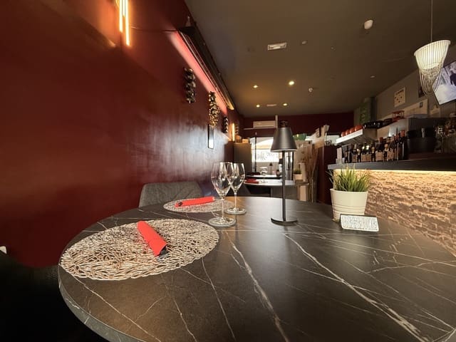 Erhverv til salg i Corralejo, La Oliva med garage - € 175.000 (Ref: 9500707)