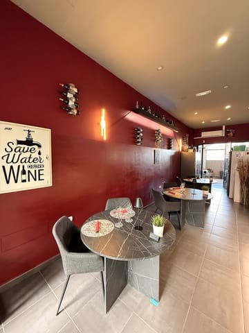 Erhverv til salg i Corralejo, La Oliva med garage - € 165.000 (Ref: 9500707)