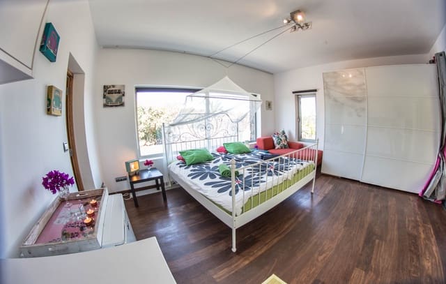 6 slaapkamer Villa te koop in Lajares, La Oliva met zwembad garage - € 2.100.000 (Ref: 9542416)