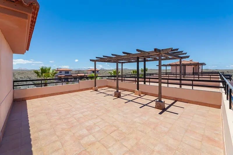 1 bedroom Bungalow for sale in Lajares with pool garage - € 169,000 (Ref: 9638084)