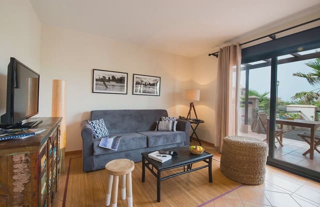 2 Zimmer Villa zu verkaufen in Lajares, La Oliva mit Pool Garage - 220.000 € (Ref: 9638875)