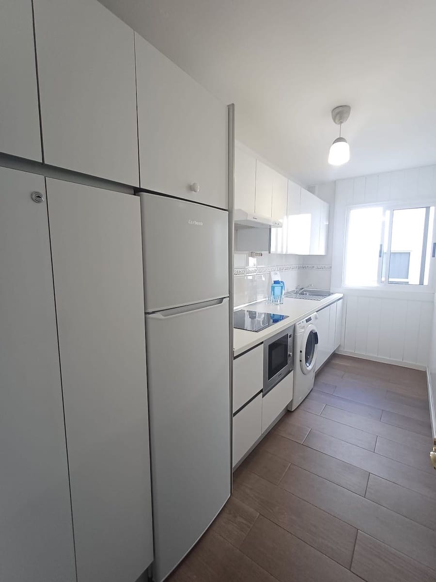 3 bedroom Apartment for sale in Corralejo - € 259,000 (Ref: 9650597)