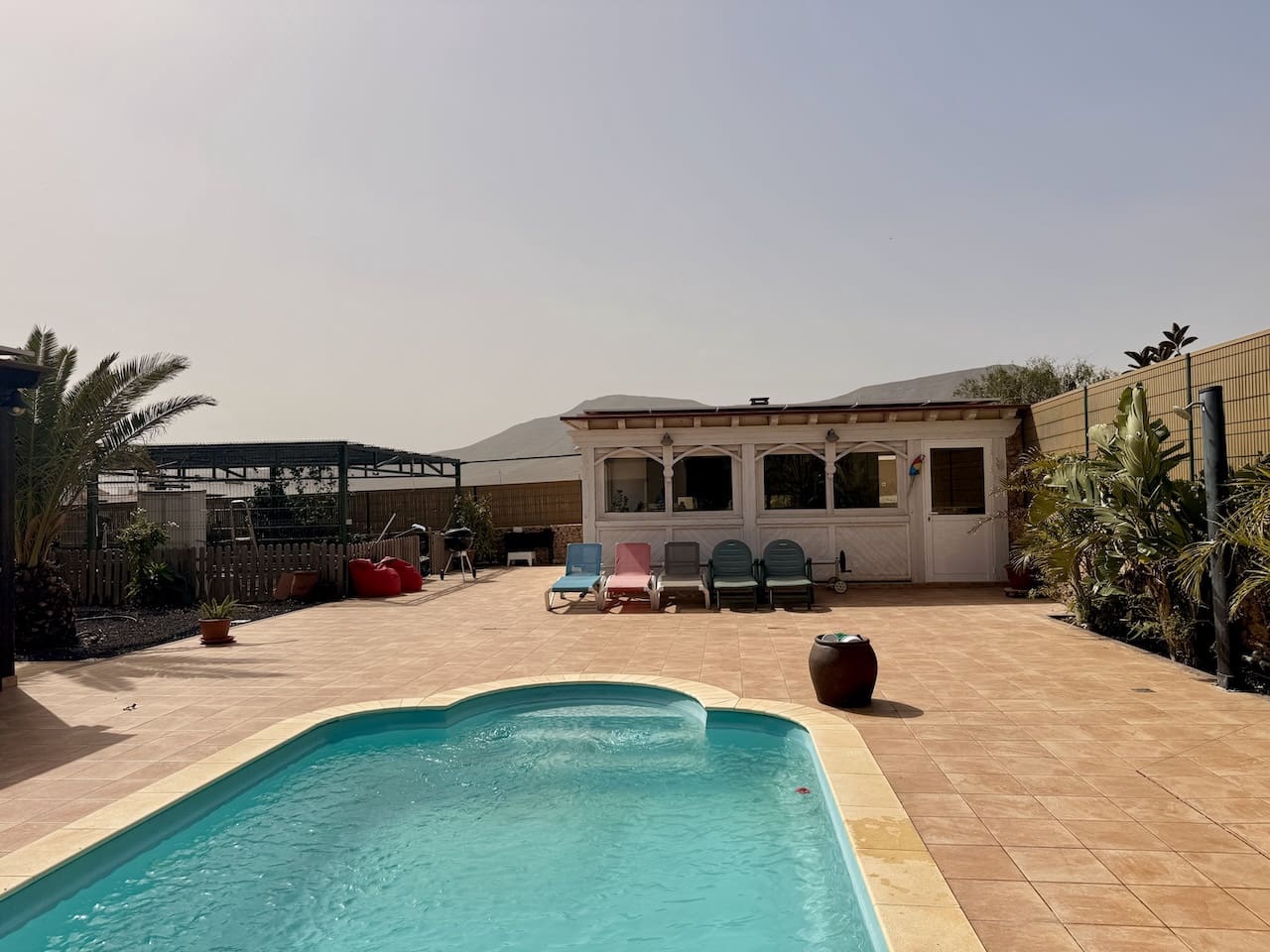 4 makuuhuone Huvila myytävänä paikassa Casillas del Angel mukana uima-altaan 
autotalli - 600 000 € (Ref: 9685890)