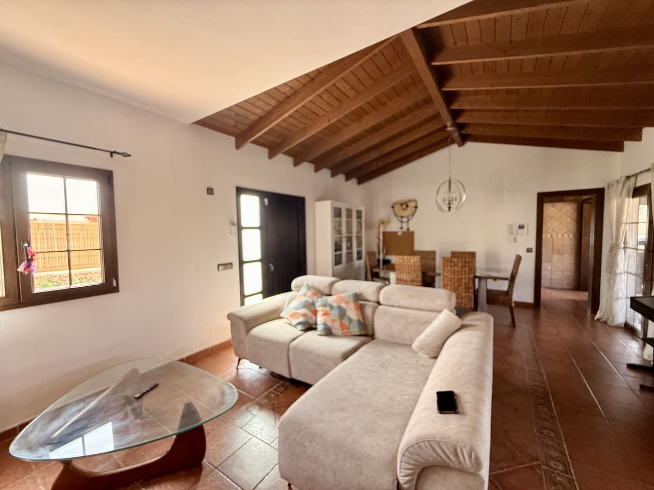 4 makuuhuone Huvila myytävänä paikassa Casillas del Angel mukana uima-altaan 
autotalli - 600 000 € (Ref: 9685890)