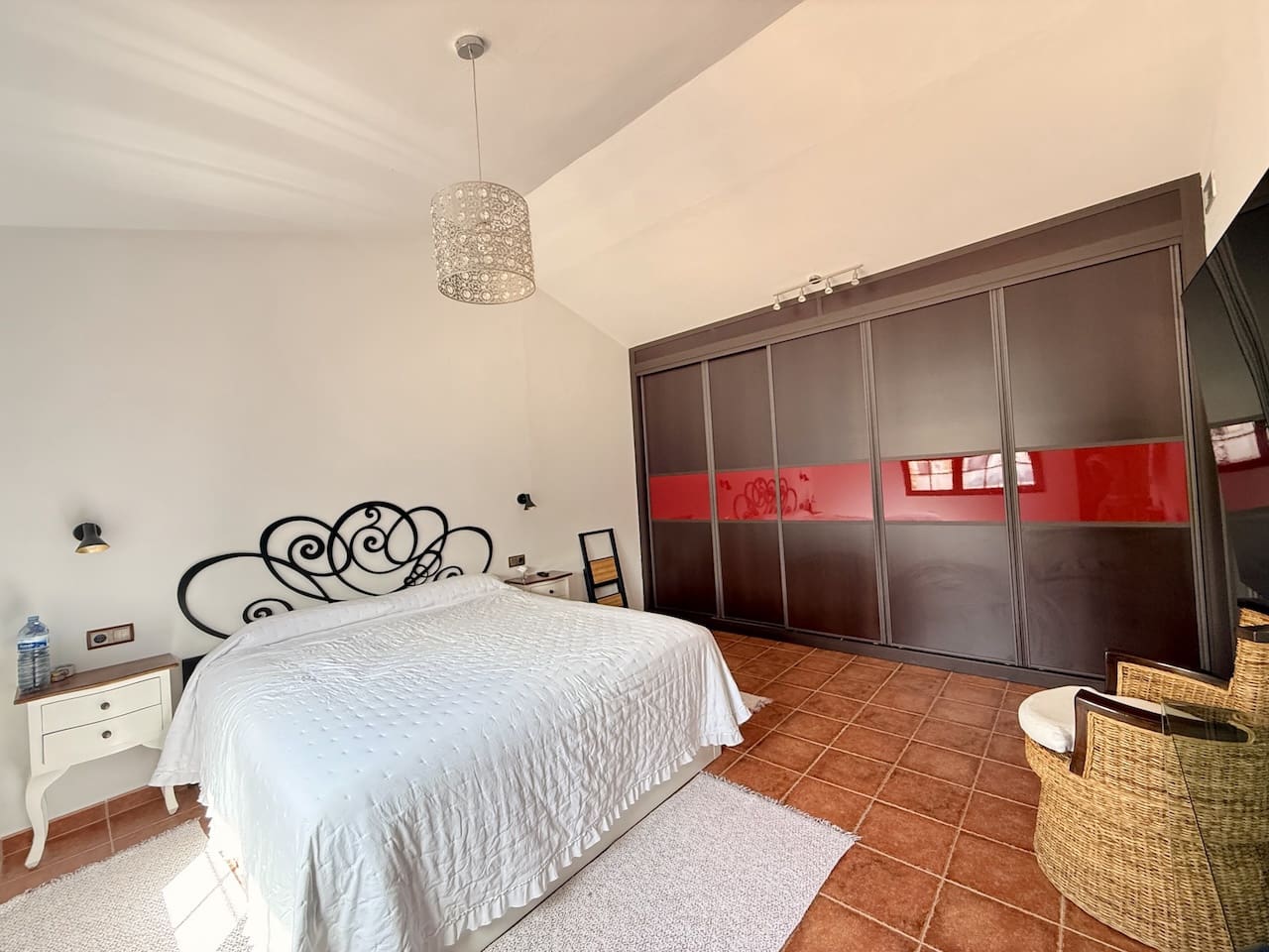 4 makuuhuone Huvila myytävänä paikassa Casillas del Angel mukana uima-altaan 
autotalli - 600 000 € (Ref: 9685890)