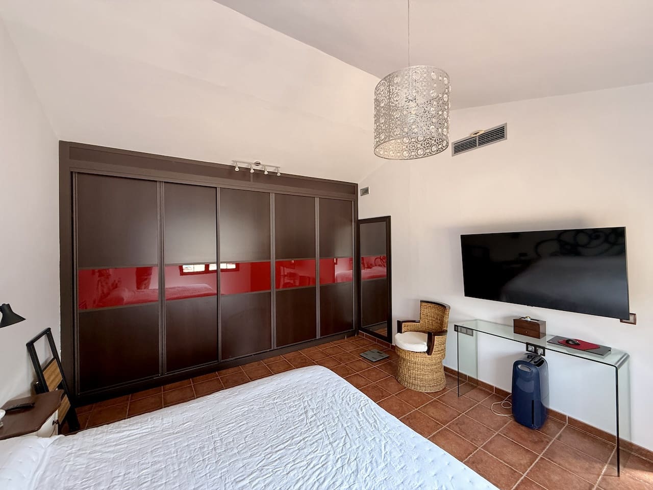 4 makuuhuone Huvila myytävänä paikassa Casillas del Angel mukana uima-altaan 
autotalli - 600 000 € (Ref: 9685890)