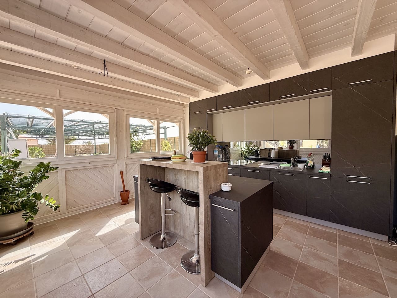 4 makuuhuone Huvila myytävänä paikassa Casillas del Angel mukana uima-altaan 
autotalli - 600 000 € (Ref: 9685890)