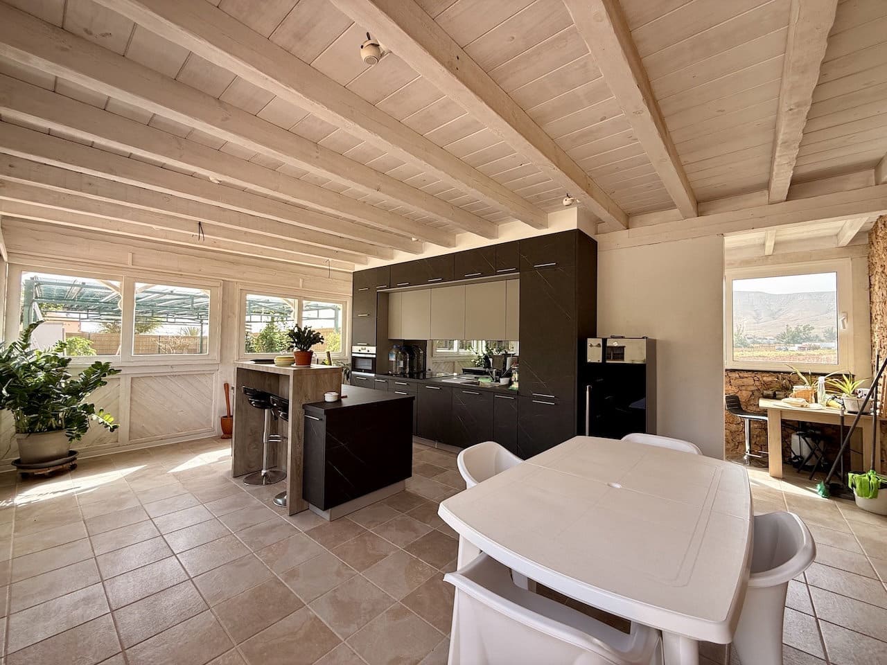 4 soveværelse Villa til salg i Casillas del Angel med swimmingpool garage - € 550.000 (Ref: 9685890)