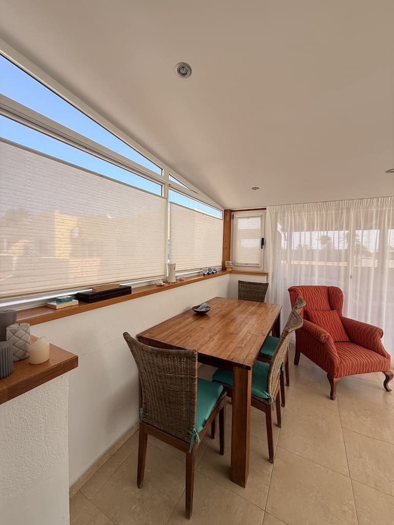 2 bedroom Apartment for sale in Corralejo with pool - € 349,000 (Ref: 9723592)