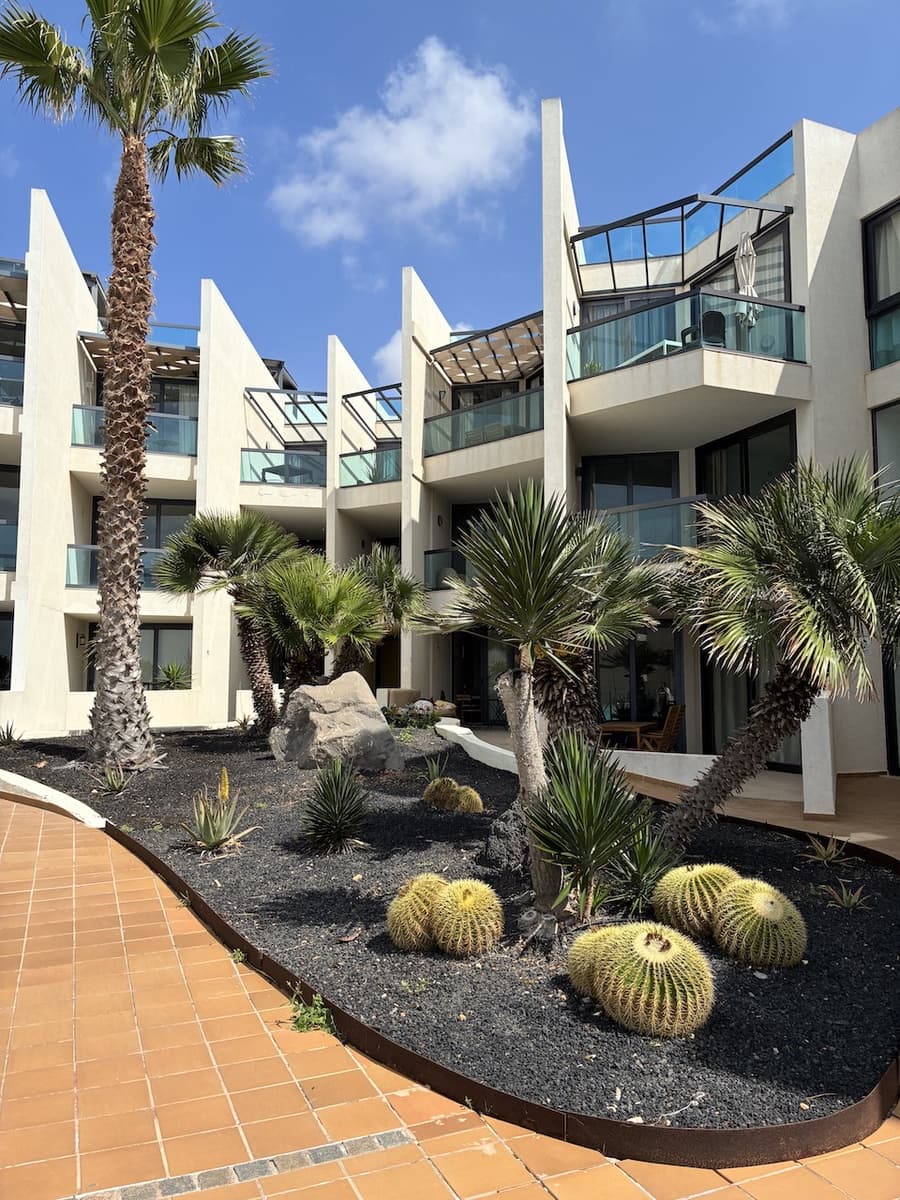 3 bedroom Apartment for sale in El Cotillo with pool garage - € 342,950 (Ref: 9731185)