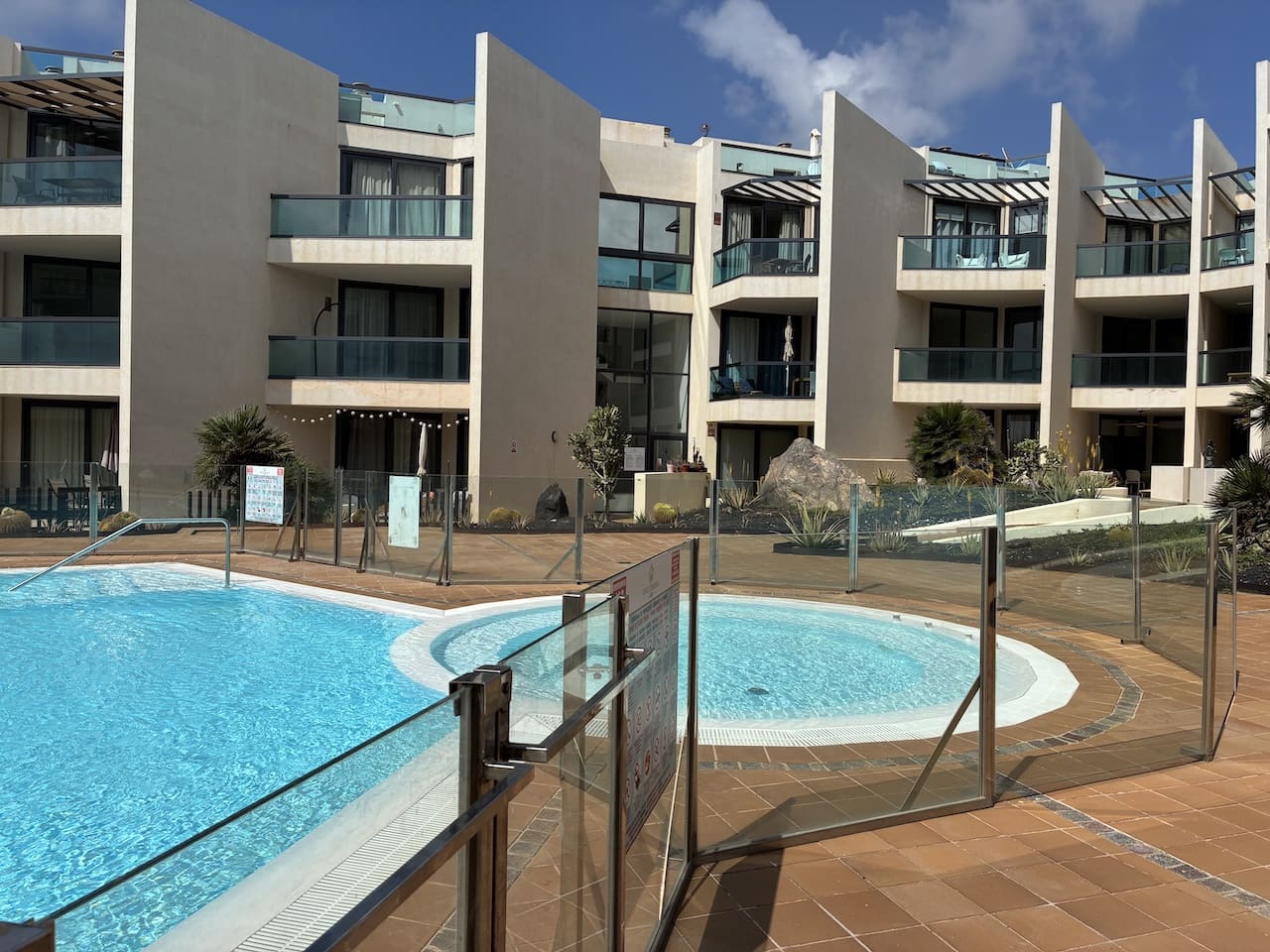 2 bedroom Apartment for sale in El Cotillo with pool - € 342,950 (Ref: 9737047)