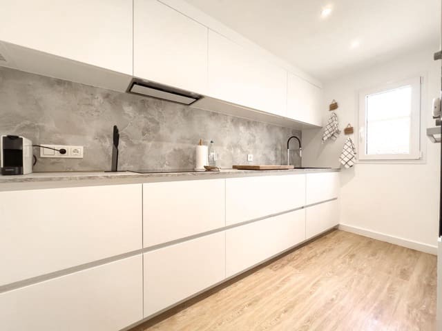 3 sypialnia Willa na sprzedaż w Corralejo, La Oliva z garażem - 459 000 € (Ref: 9789716)