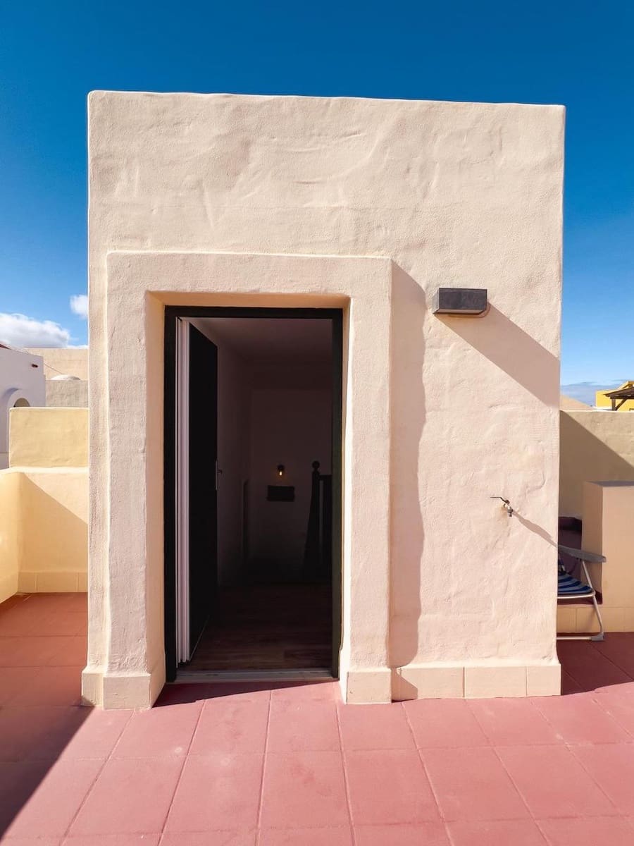 3 bedroom Villa for sale in Corralejo with garage - € 459,000 (Ref: 9789716)