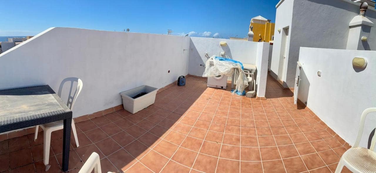 2 bedroom Apartment for sale in Los Abrigos - € 240,000 (Ref: 9795414)