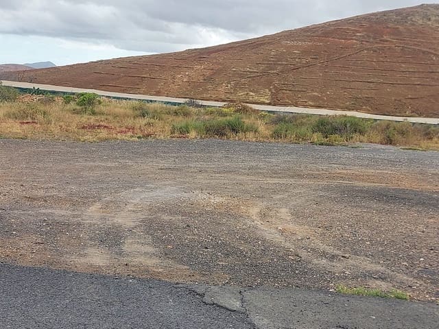 Landgrundstück zu verkaufen in Tuineje - 65.000 € (Ref: 9807359)