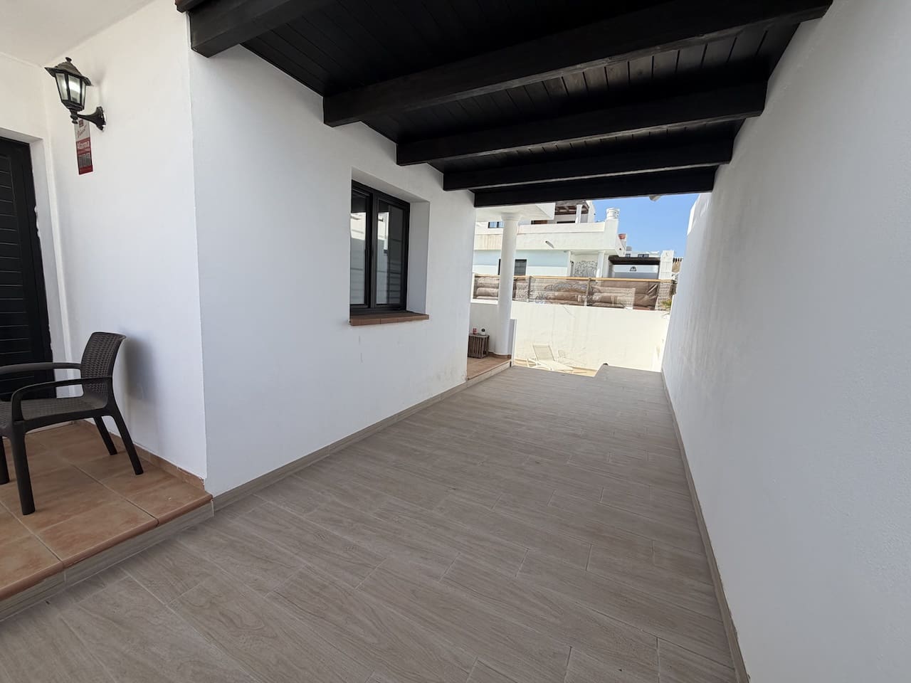 4 soveværelse Villa til salg i Corralejo med swimmingpool garage - € 450.000 (Ref: 9879837)