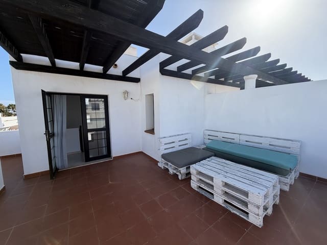 4 sypialnia Willa na sprzedaż w Corralejo, La Oliva z basenem garażem - 450 000 € (Ref: 9879837)